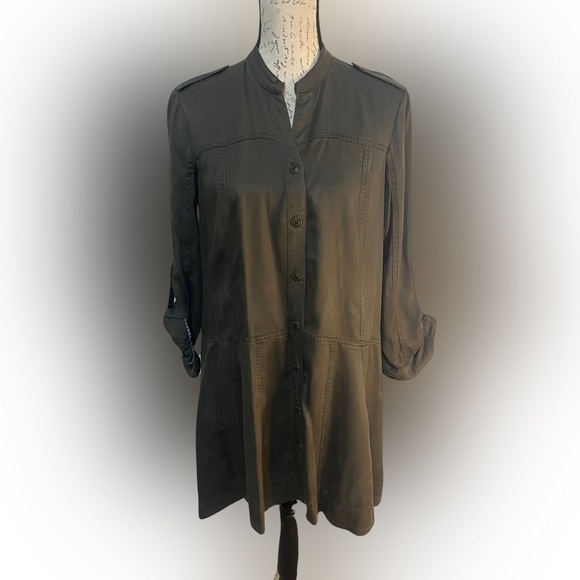 Holding Horses Dress - Picture 4 of 6